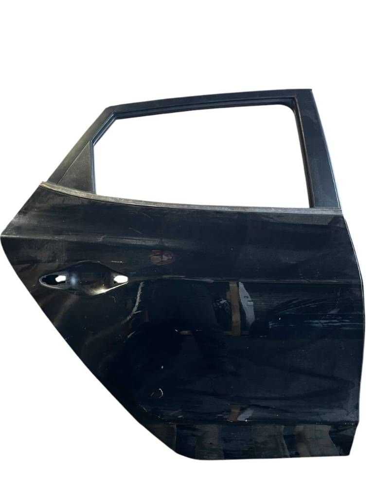 Door Rear Right HYUNDAI TUCSON II / ix35 I (LM) (2009-2017)