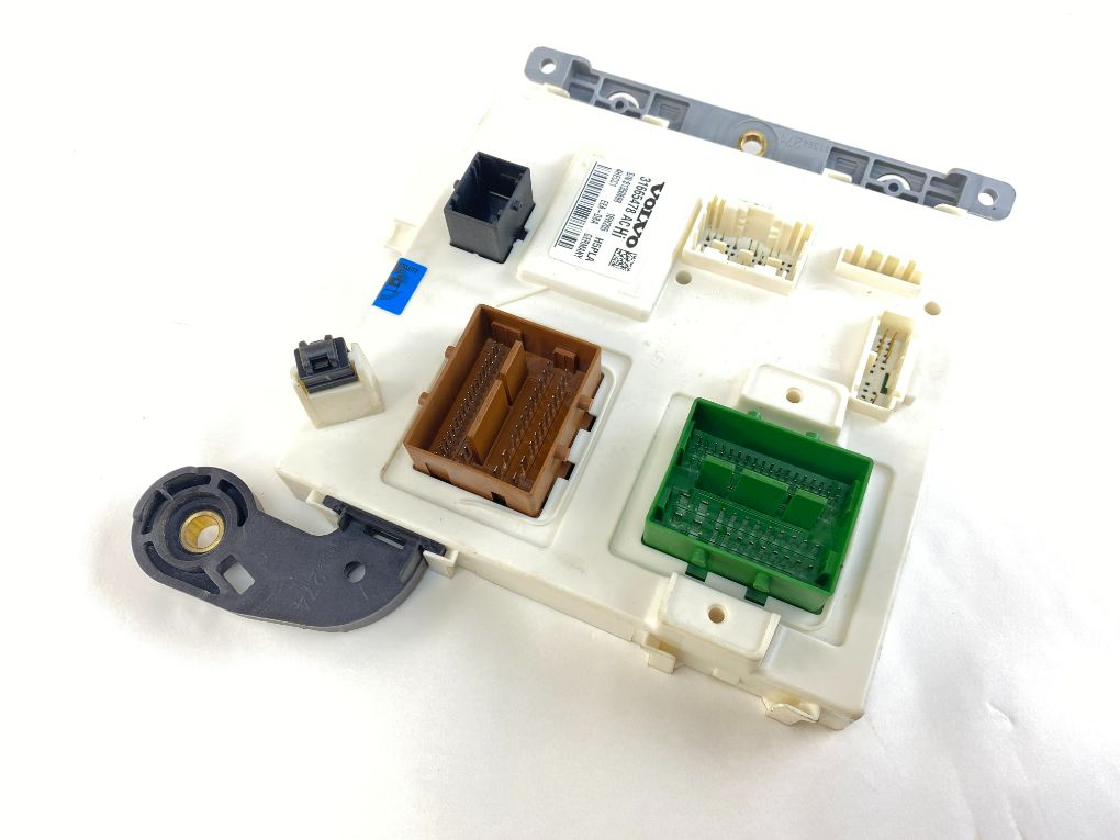 Volvo XC60 Fuse box 36010473 Fuse box VOLVO XC60 II (246) (2017-)

...