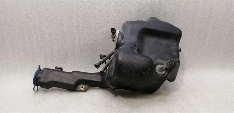 Mercedes E Class W212 Washer Fluid Reservoir A2048600960 Washer Fluid Reservoir -