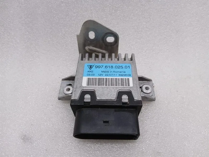 Porsche 911 997 electronic module 99761802501 control unit fuel pump-