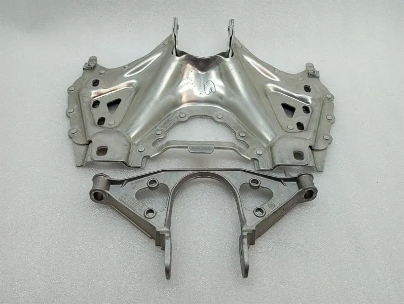 Porsche 911 (991) Porsche 911 991 Gearbox Mount 99137503903 Gearbox Mount - Body type: Coupe
Fuel: Petrol