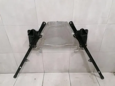 Porsche 911 991 GT3 RS turētāja kronšteins 99133107080 turētāja nesējs-