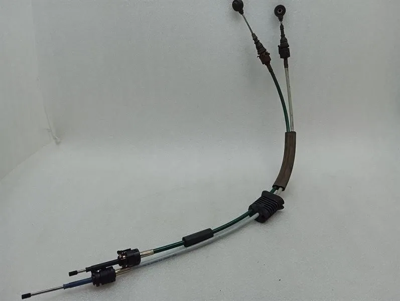Porsche 911 (996) Porsche 911 996 99642404109 Gearbox Cable Transmission Rope- Body type: Coupe
Fuel: Petrol