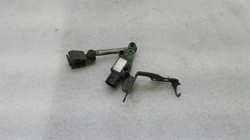 Porsche 911 (991) Porsche 911 991 Front Left Level Sensor 99163138100 Level Sensor Front Left- Body type: Coupe
Fuel: Petrol
