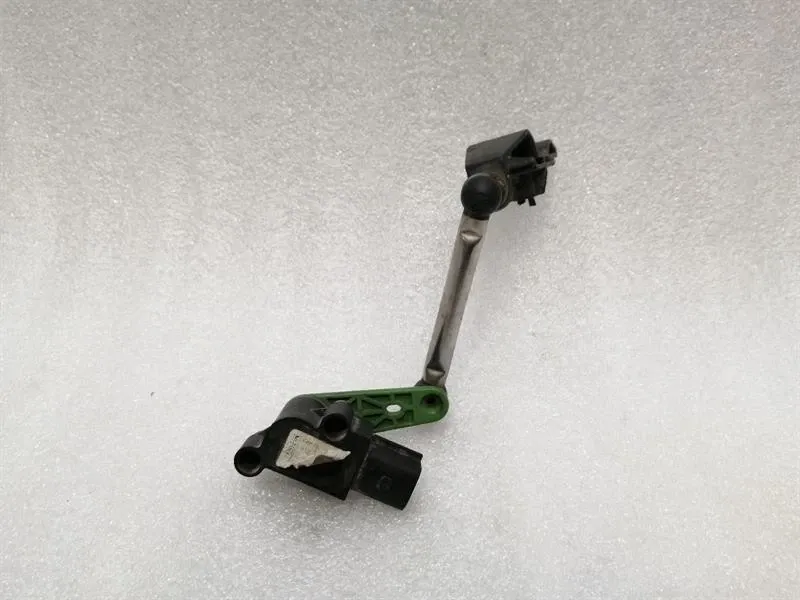 Porsche 911 (991) Porsche 911 991 Front Left Level Sensor 99163138100 Level Sensor Front Left- Body type: Coupe
Fuel: Petrol
