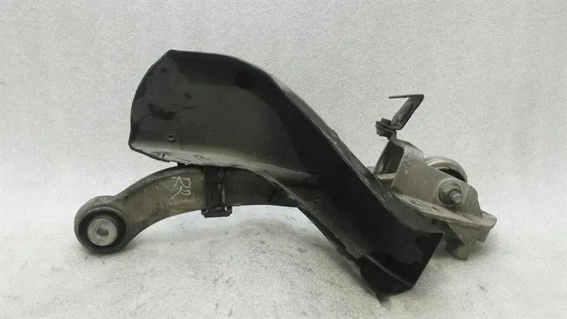 Porsche 911 (991) Porsche 911 991 Right Rear Wishbone 99133114402 Rear Right Wishbone- Body type: Coupe
Fuel: Petrol