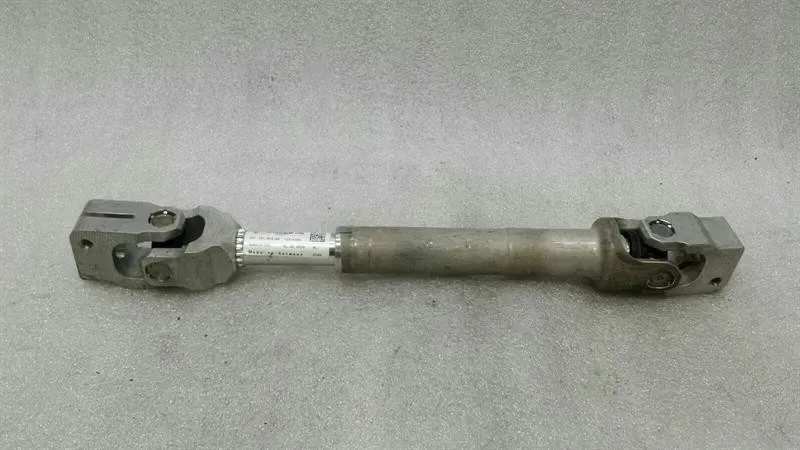 Porsche 911 (991) Porsche 911 R 991 Steering Joint 99134702403 Tie Rod- Body type: Coupe
Fuel: Petrol