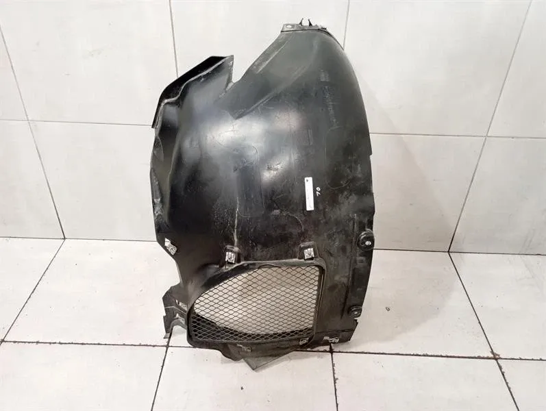 Porsche 911 (991) Porsche 911 991.2 GT3 MK2 FLH Wheel Arch Liner 99150470180 Wheel Arch Cover - Body type: Coupe
Fuel: Petrol