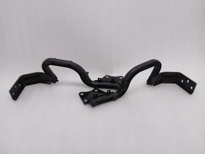 Шарнир капота McLaren 600LT Spider RHS 13A5155CP, правый