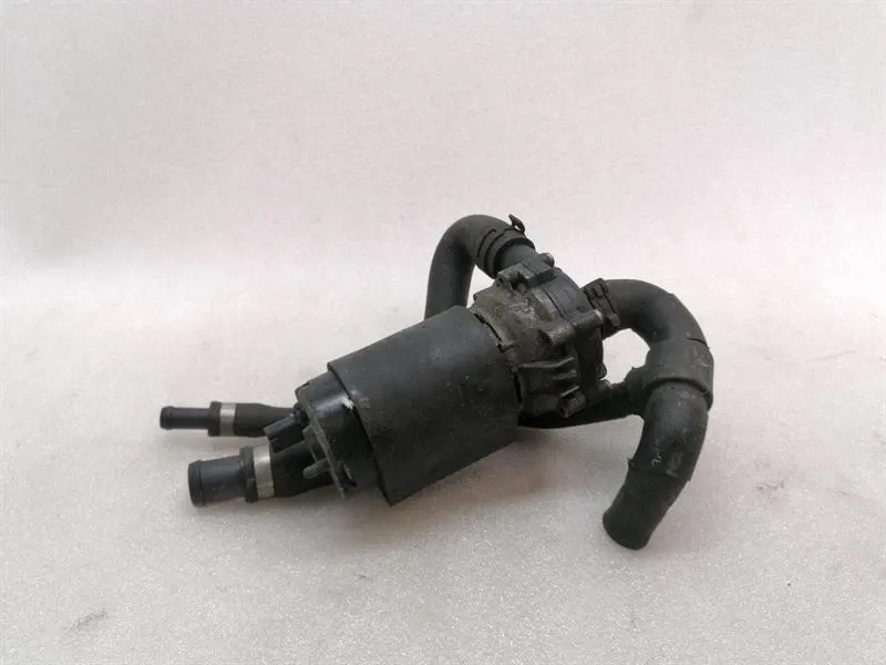 Mercedes-Benz C (W204) Mercedes CL W216 additional cooling pump A0005000386 coolant pump pump - Body type: Coupe
Fuel: Petrol