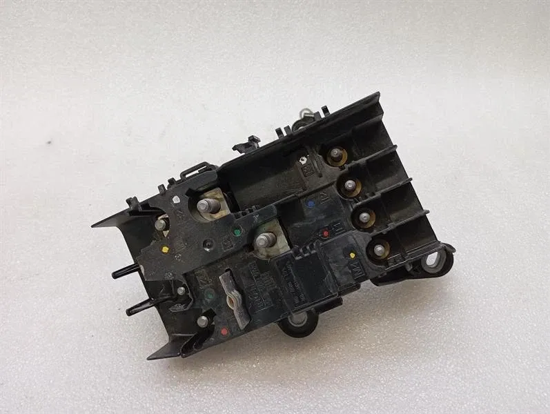 Mercedes CL W217 Fuse Box A2225402450 Fuse Box-