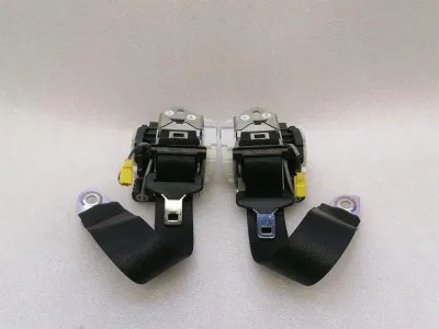 Mercedes CL W217 aizmugurējās drošības josta A2178601285 drošības josta aizmugurē-