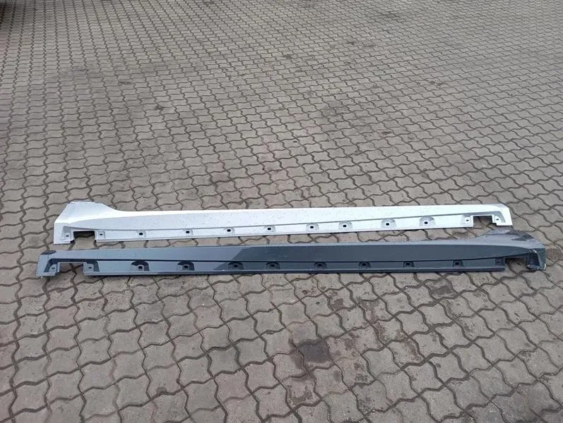 Bentley Flying Spur BENTLEY FLYING TRACK 3SD 2024- SIDE SKIRT 3SE853853 SPEED SET side skirts - Body type: Unknown
Fuel: Unknown