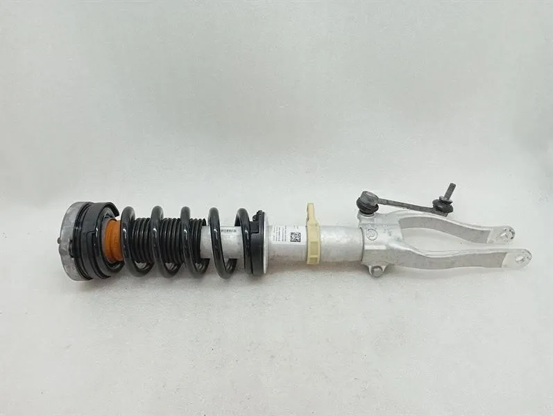 BMW 8 (G15) BMW 8 Series 18--25 G16 M8 Shock Absorber Front 7856899 Left Front Shock Absorber- Body type: Saloon
Fuel: Petrol