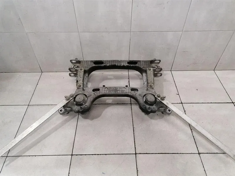 Chevrolet Corvette (C7) Chevrolet Corvette C7 Subframe Rear 23217711 Axle Frame Rear Axle- Body type: Coupe
Fuel: Petrol