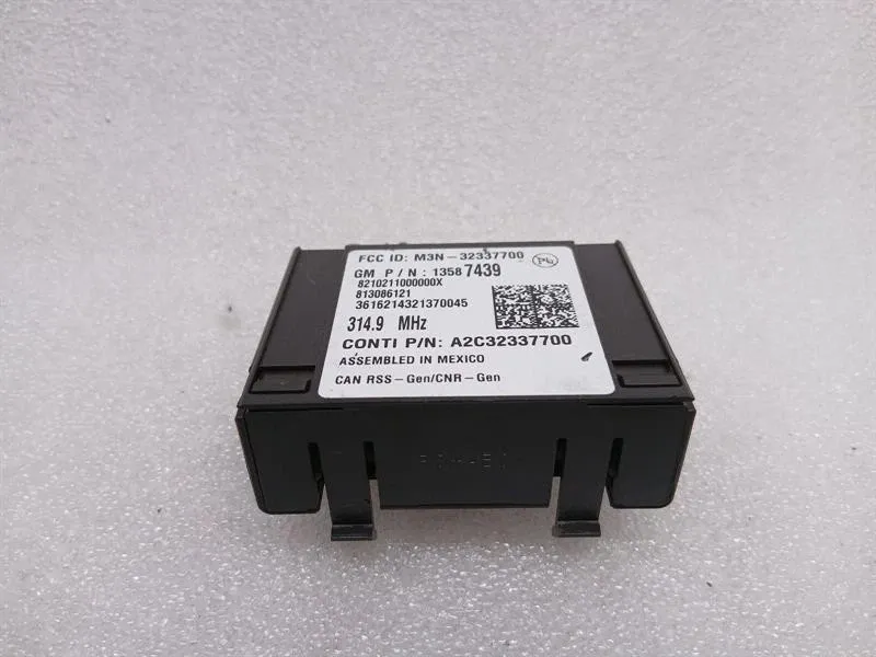 Corvette C7 Grand Sport Remote Control Door Lock Module 13587439 ECU -