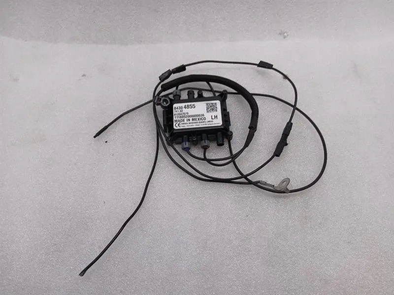 Chevrolet Corvette (C7) Chevrolet Corvette C7 Grand Sport Antenna Module 84304855 ECU Faulty- Body type: Coupe
Fuel: Petrol