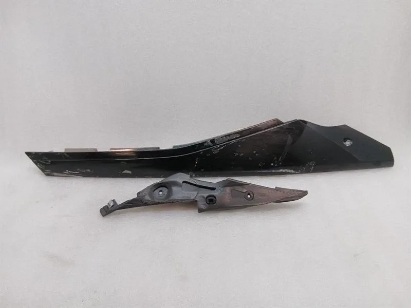 Chevrolet Corvette C7 Grand Sport A Pillar Trim 23163511 A-Pillar Trim-