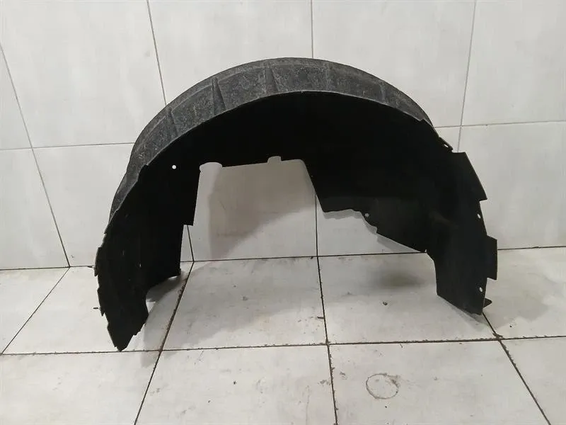 Corvette C7 Grand Sport Wheel Arch Liner Rear Right Wheel Arch Cover 23208845-