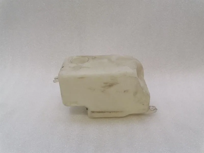 Ferrari F355 Ferrari F355 F129 Spider Washer Fluid Reservoir 142593 Washer Fluid Reservoir - Body type: Convertible
Fuel: Petrol