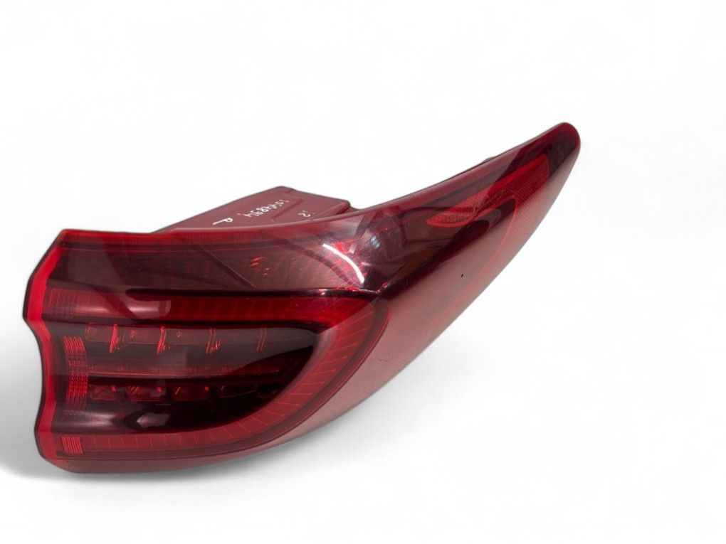 Kia Sportage Tail light, right
