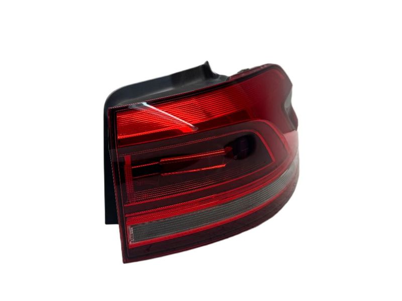 5TA945208A Tail light, right VW TOURAN (5T1) (2015-)