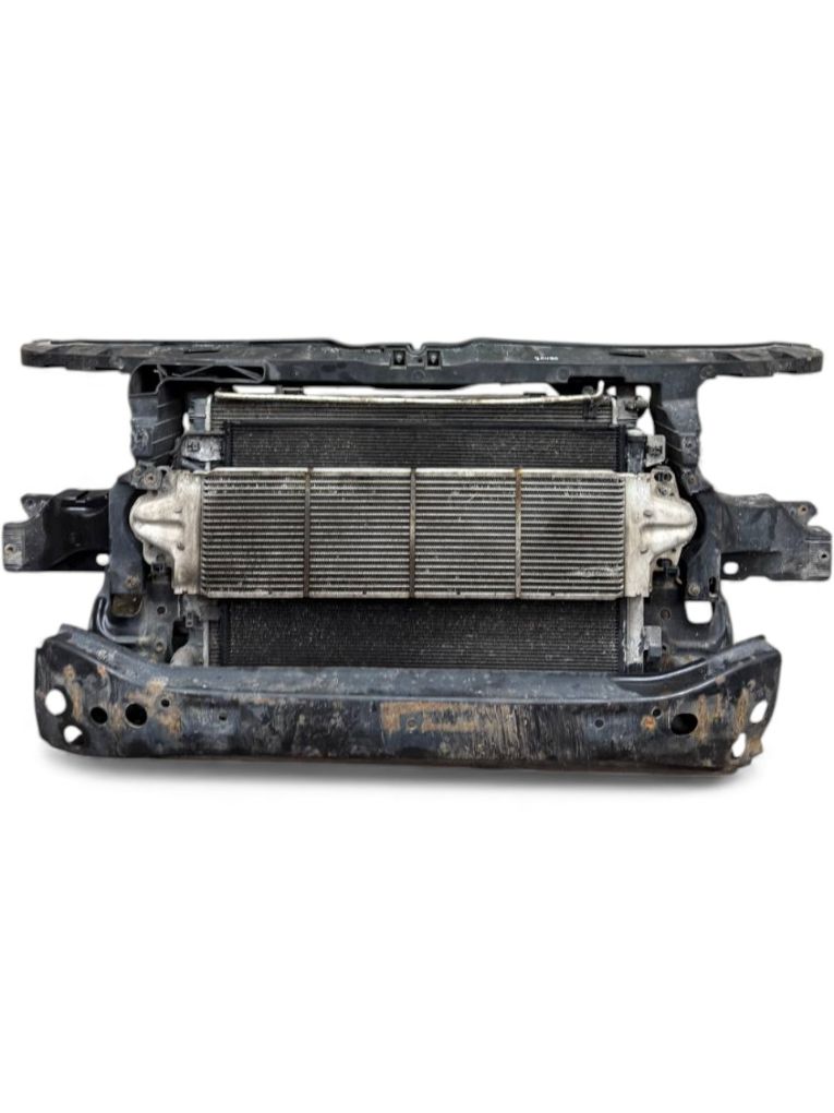 Volkswagen Transporter (T5, Caravelle, Multivan) Front panel Front panel VW TRANSPORTER T5 / MULTIVAN (7H, 7...