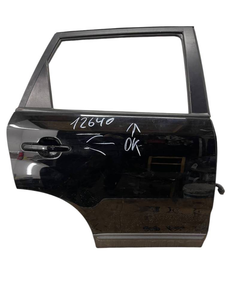Kia Sorento Door Rear Right