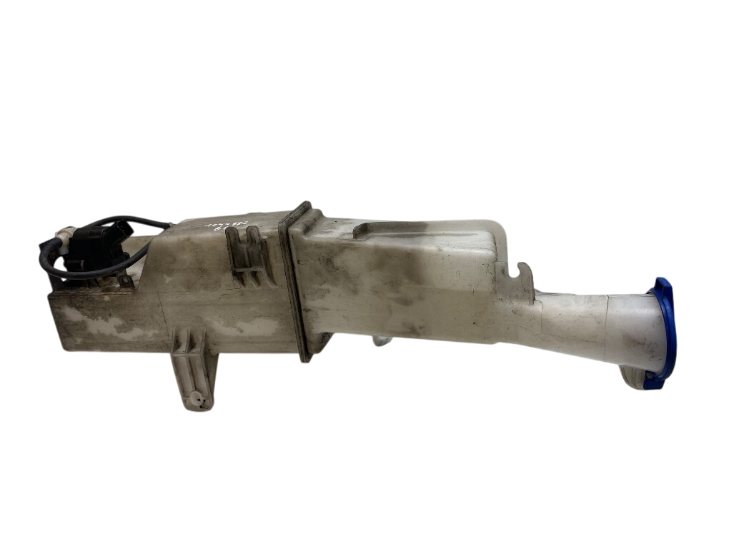 Kia Sportage Window washer reservoir