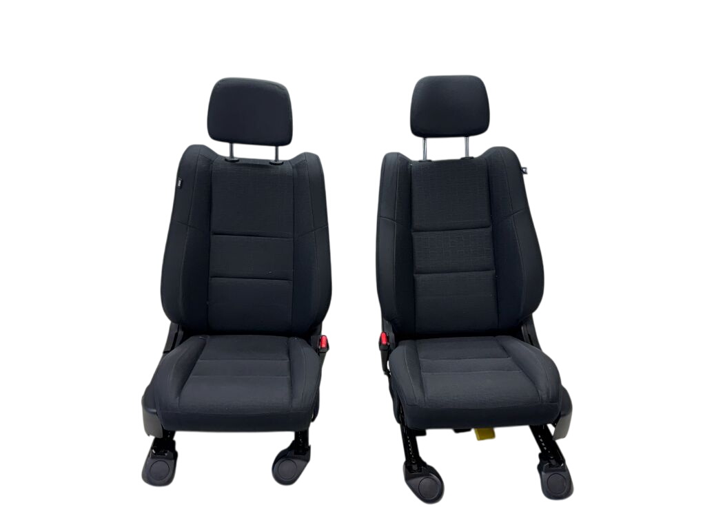 Jeep Grand Cherokee (WK) Set Of Seats Set Of Seats JEEP GRAND CHEROKEE IV (WK, WK2) (...