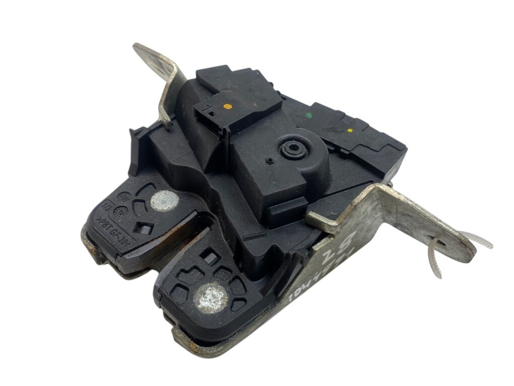 A2047401300 Bootlid / tailgate lock MERCEDES-BENZ E-CLASS (W212) (2009-2016)