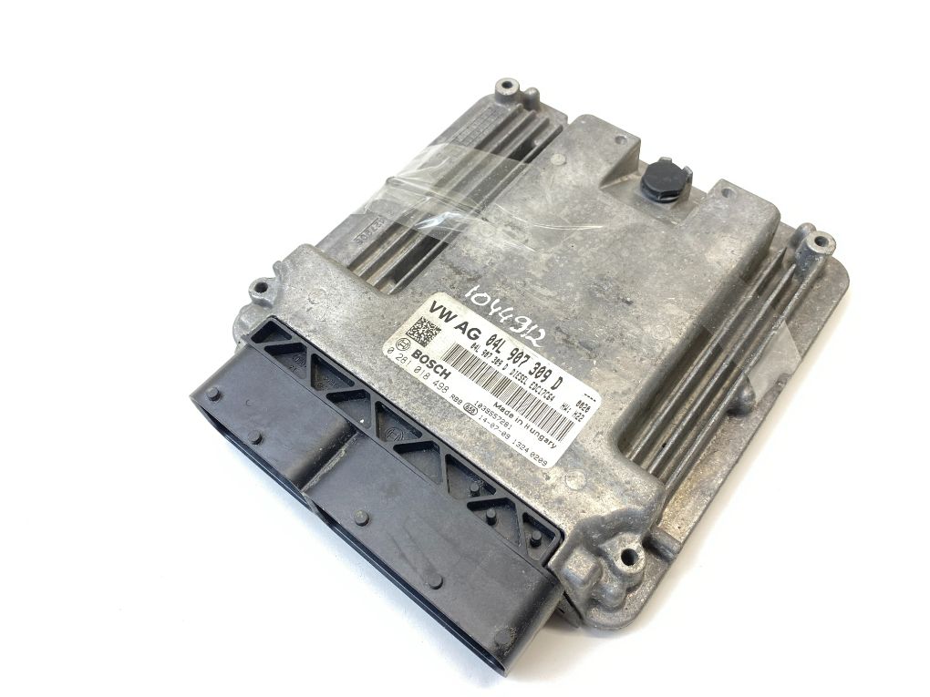 Volkswagen Golf 7 Engine Control Unit / module (ECU) 0281018498 Engine Control Unit / module (ECU) V...