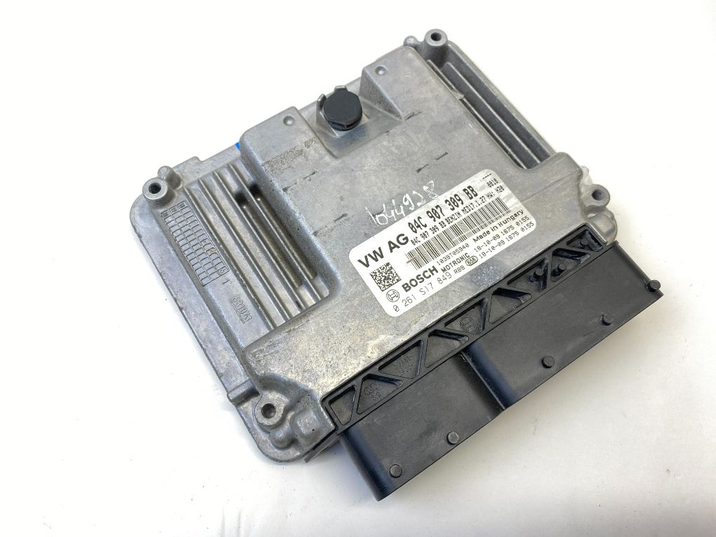 Volkswagen Golf 7 Engine Control Unit / module (ECU) 0261S17849 Engine Control Unit / module (ECU) V...