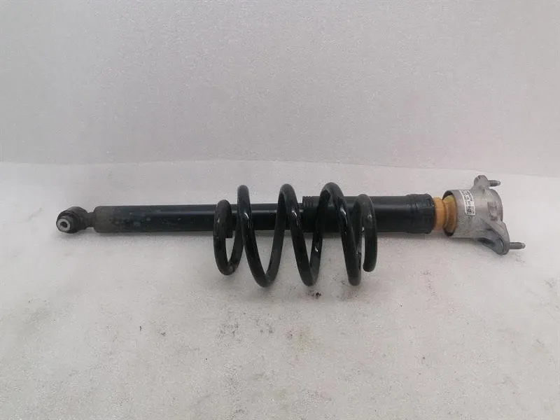 Mercedes-Benz A (W176) Mercedes A Class W176 Shock Absorber Rear A1763202631 Rear Shock Absorber Body type: Hatchback
Fuel: Petrol