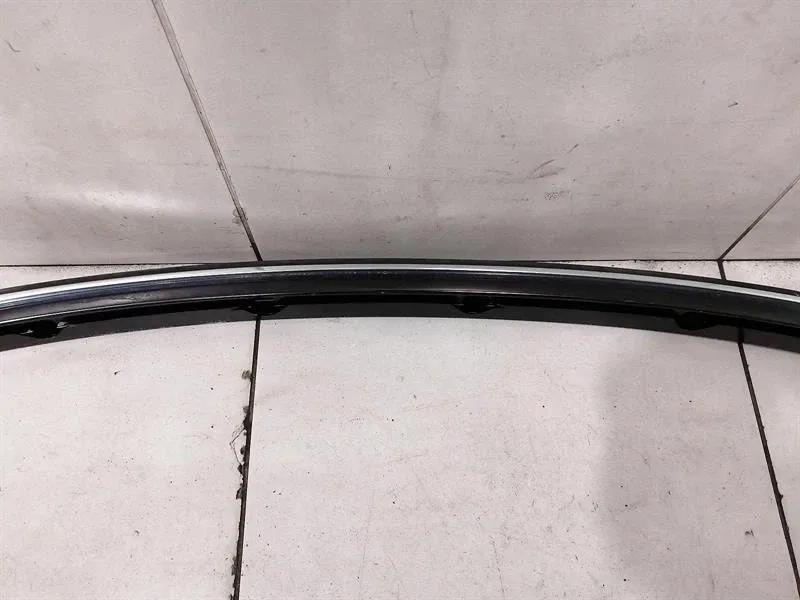 Mercedes-Benz A (W168) Mercedes CL W215 Roof Trim Strip Left A2156900539 Roof Strip Left Body type: Coupe
Fuel: Petrol
