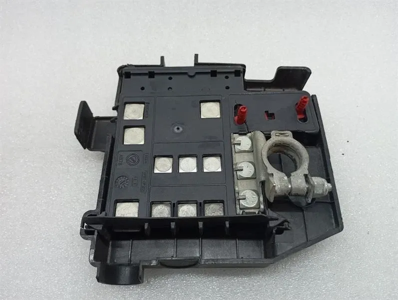 Ferrari California T F149 14-17 Front Fuse Box 277403 Front Fuse Box