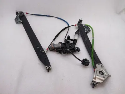 Стеклоподъемник передней левой двери Aston Martin Rapide AD43-F23201-AD