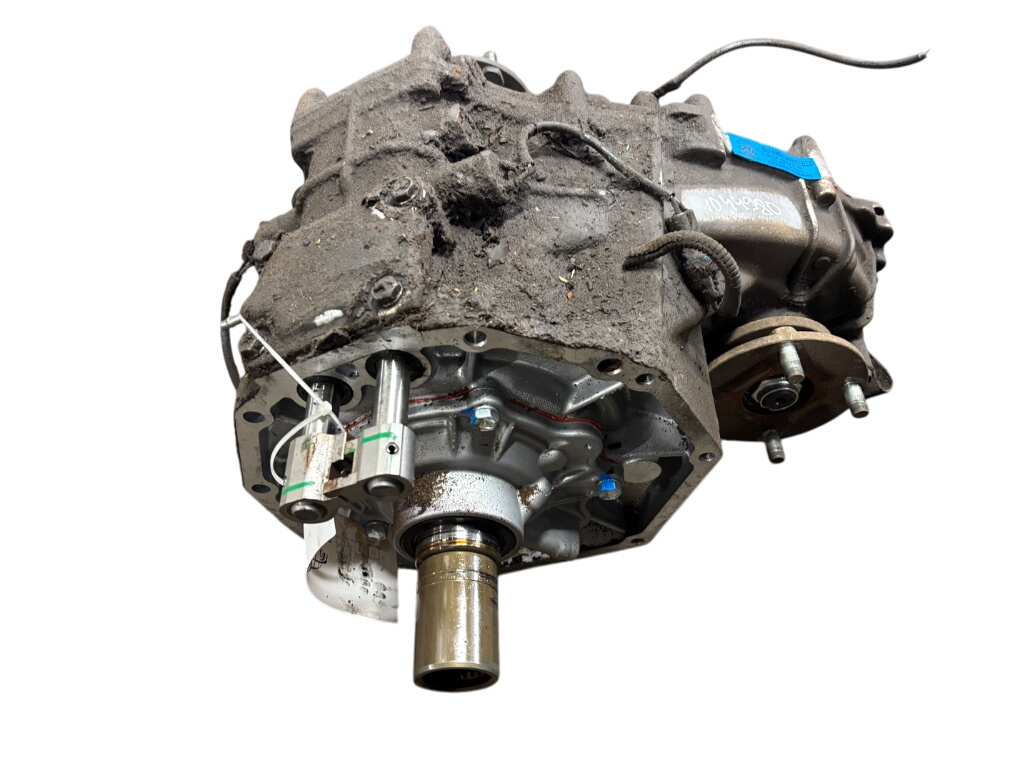 Toyota Hilux Vahekast / nurkreduktor 3610071171 Transfer Box TOYOTA HILUX VII (AN10,...