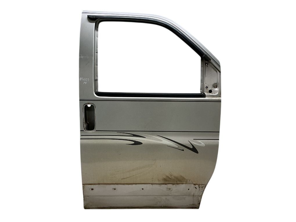 25753495 Door Front Right CHEVROLET EXPRESS (2003-)