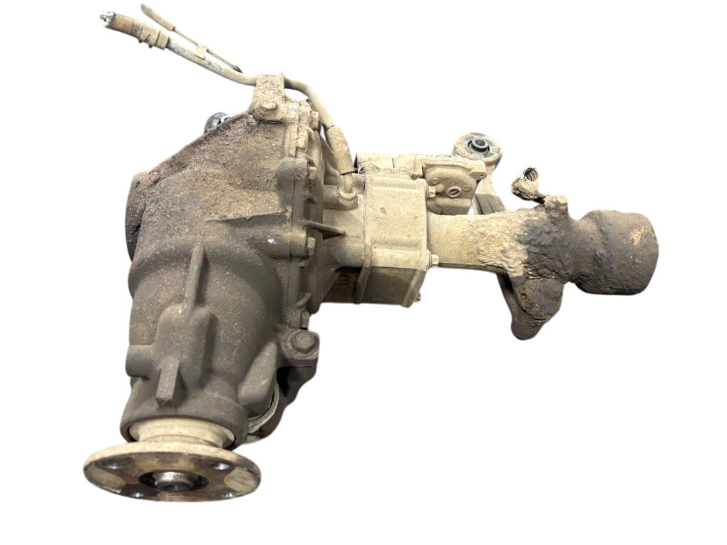 Toyota Hilux Esisilla reduktor 4111071223 Front axle Differential TOYOTA HILUX...