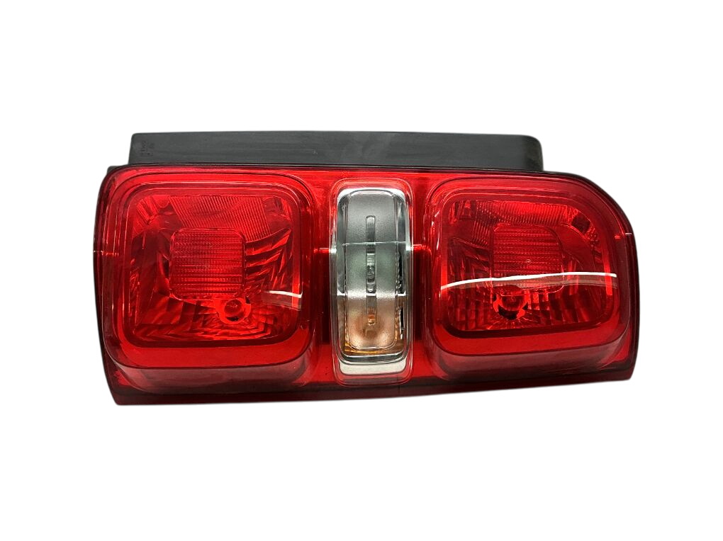 Toyota Proace Tail light, right 9808243080 Tail light, right TOYOTA PROACE (MDY...