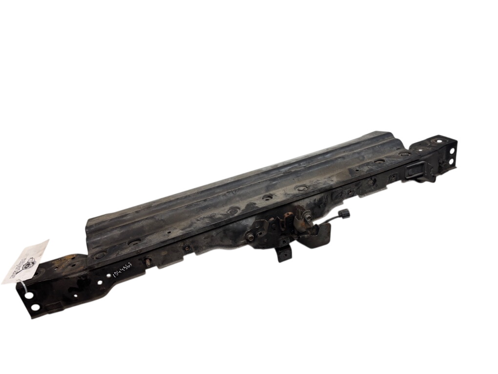 Nissan Navara (D23) Bonnet latch carrier beam 625104KJ0A Bonnet latch carrier beam NISSAN NAV...
