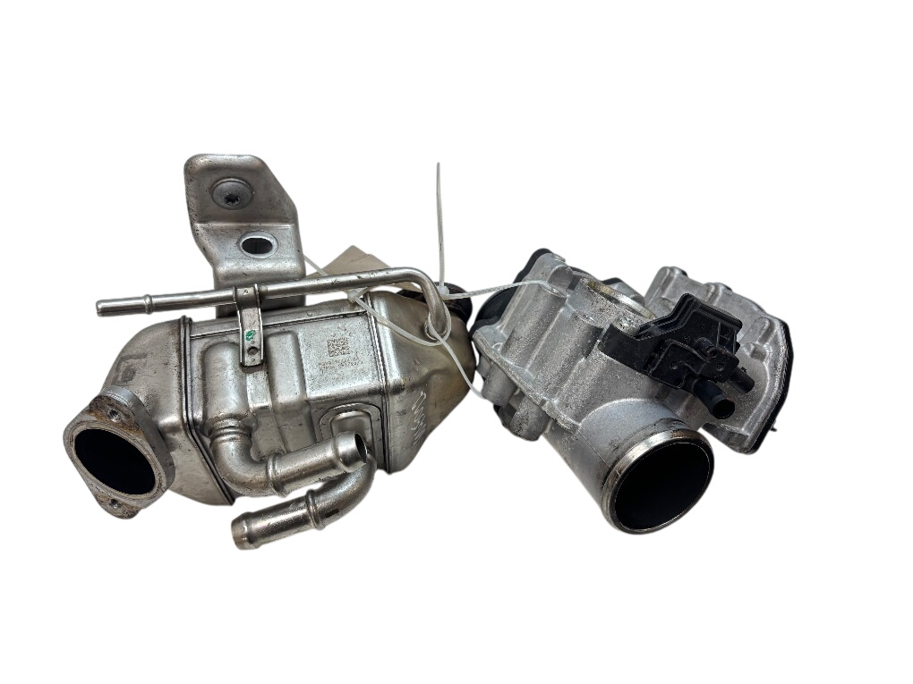 Ford Kuga ЭГР охлаждение 2535291 EGR cooler FORD KUGA III (DFK) (2019-)
...