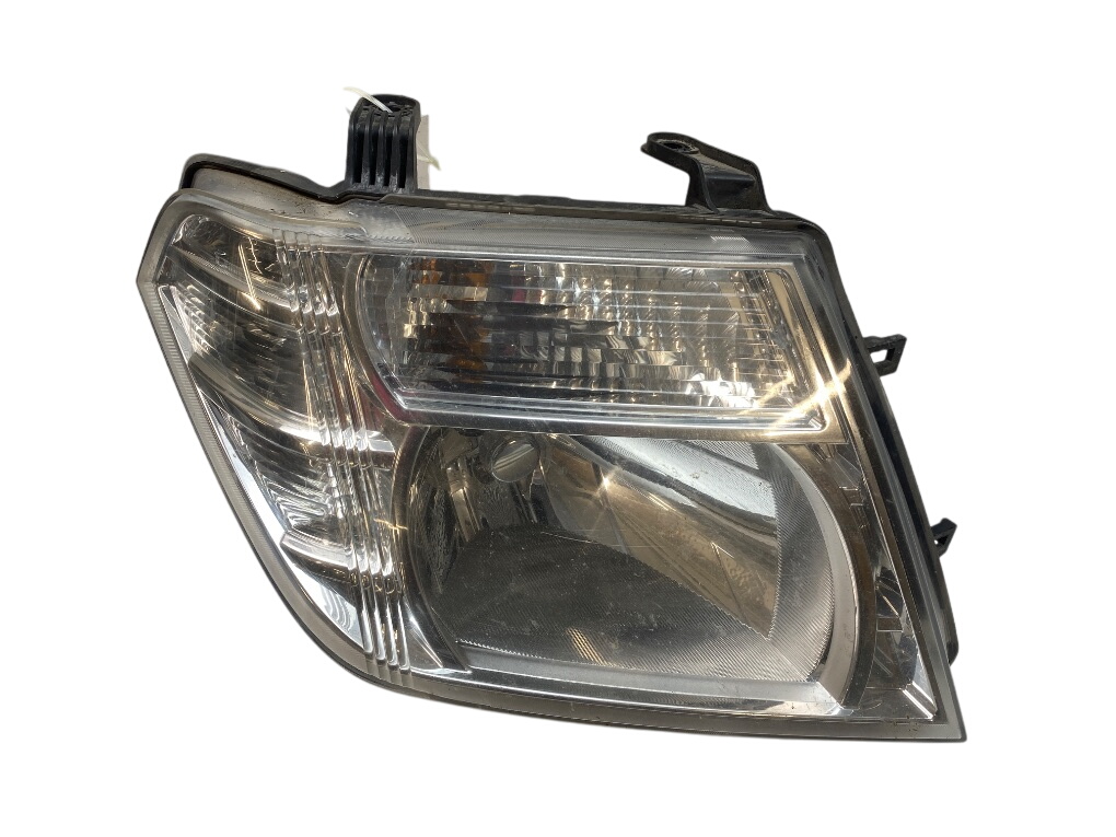 Nissan Navara (D40) headlight right 260105X10B Headlight right NISSAN NAVARA II / N...