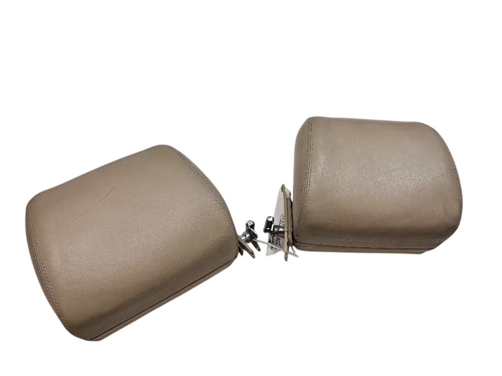 Mercedes-Benz 200 - 500 / E (W124) Headrest set A1299701350 A1299701450 Headrest set MERCEDES-B...