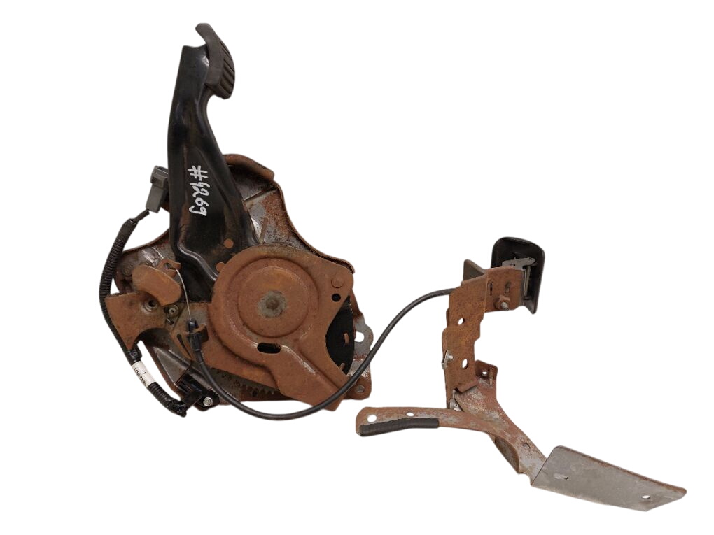 Chevrolet Express Seisontajarrupoljinta 23182557 Parking brake Pedal CHEVROLET EXPRESS ...