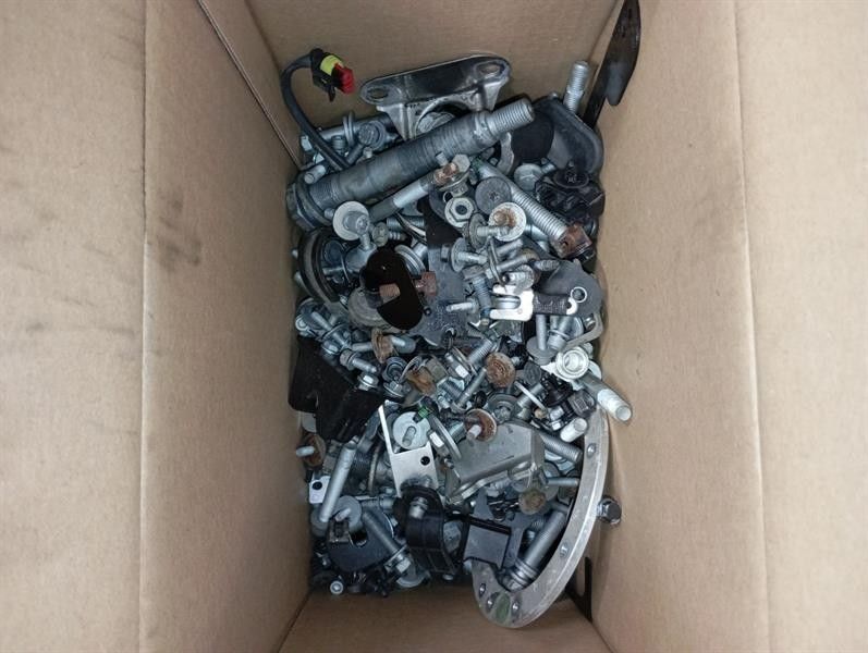 Ferrari California T F149 14-17 Screws Bolts From One Car Set Bolts