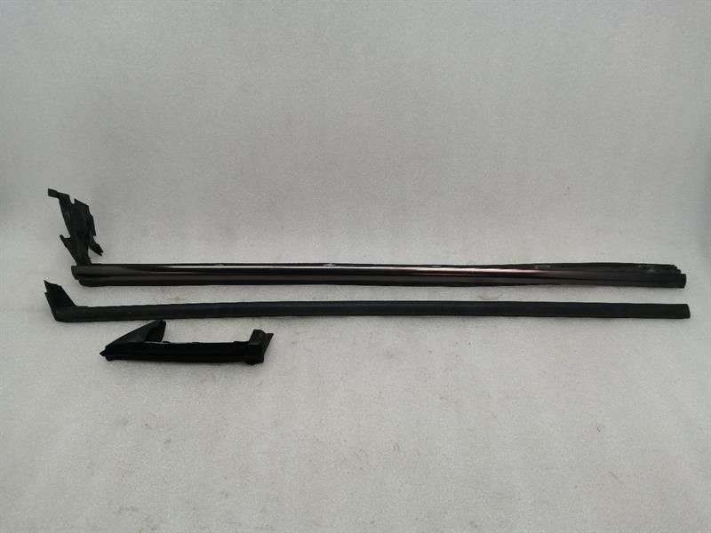Mercedes SL R129 Left Door Rail Seal Set A1297200524 Gasket Left