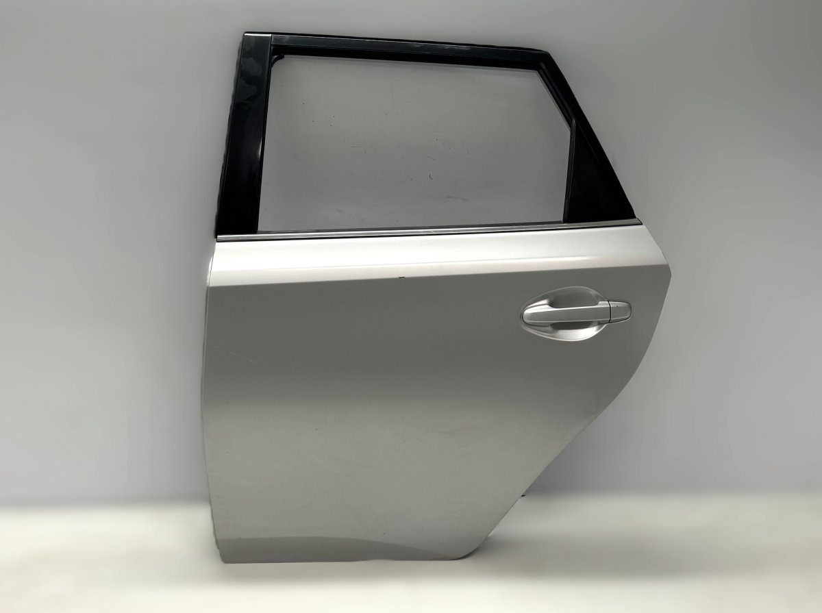 Toyota Auris Door — rear left Door — rear left — TOYOTA AURIS (_E18_) (2012-2...