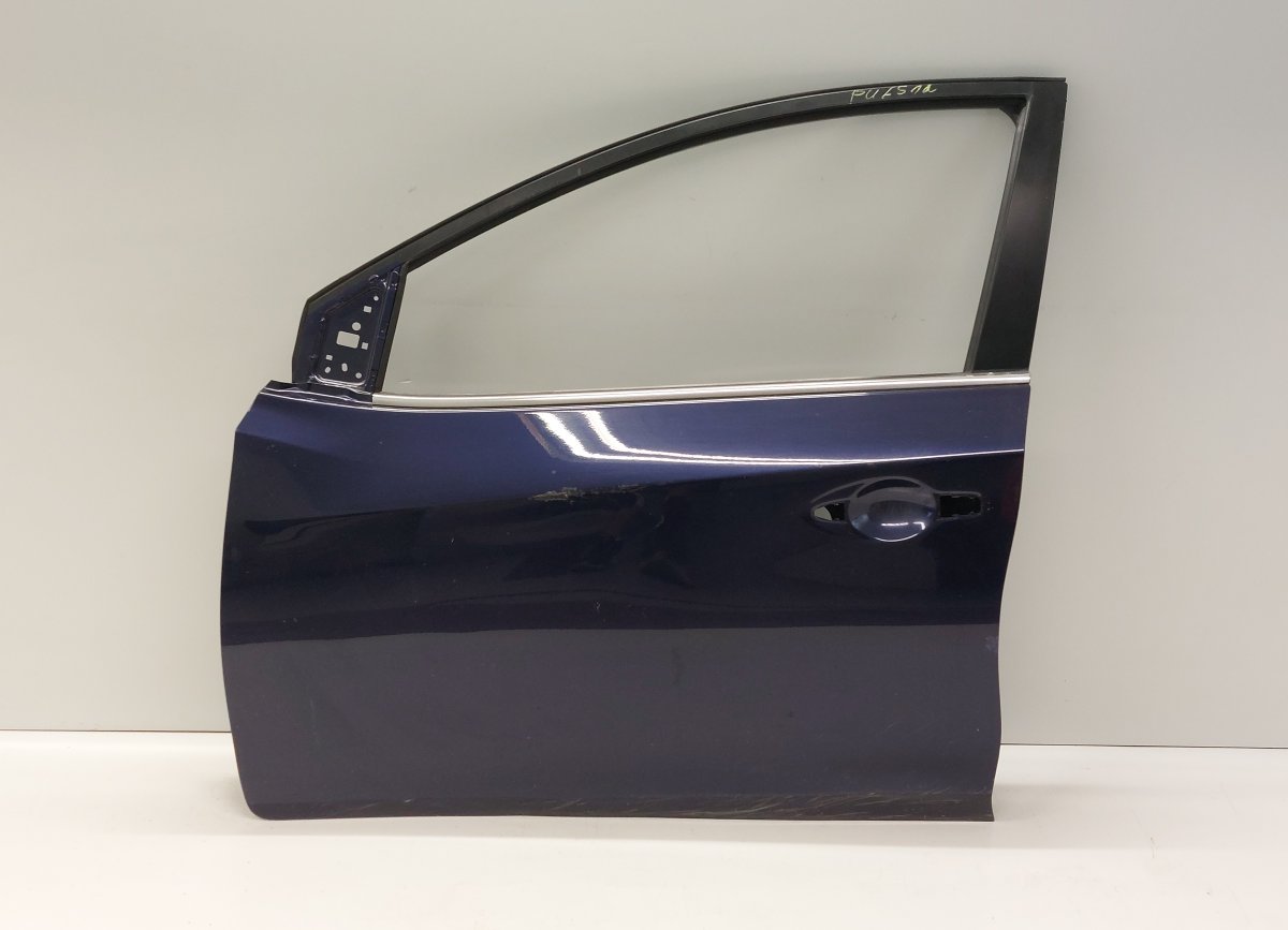 Nissan Pulsar (C13) Door — front left Door — front left — NISSAN PULSAR (C13) (2014-2...